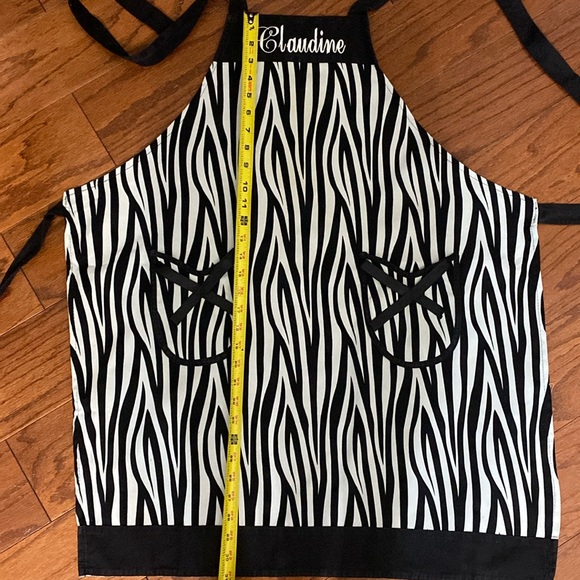 Gourmet Club Zebra pattern Kitchen Apron with “Claudine” engraved - Picture 8 of 8